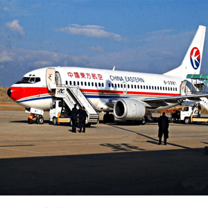合肥新桥航空运输航空快运业稳步发展的原因是什么？
